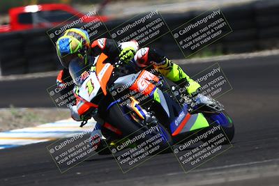 media/Jun-07-2025-TrackDaz (Sat) [[4413525952]]/A Group/1pm (Turn 1)/